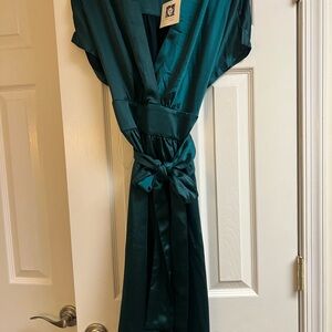 Anne Klein Teal Garment